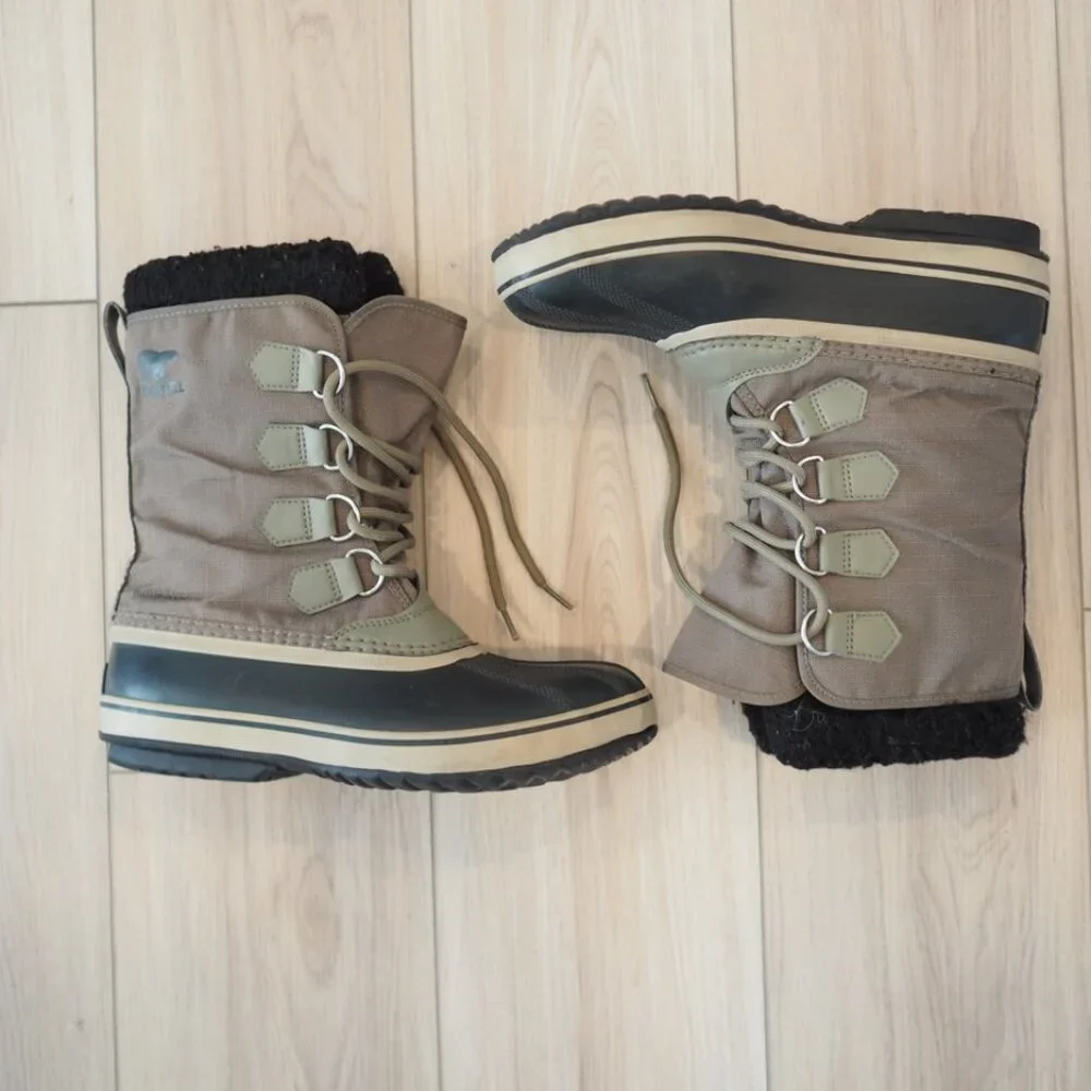 Sorel Insulated Men's Size 8 Snow Boots 1964 PAC™ Waterproof Green and Black